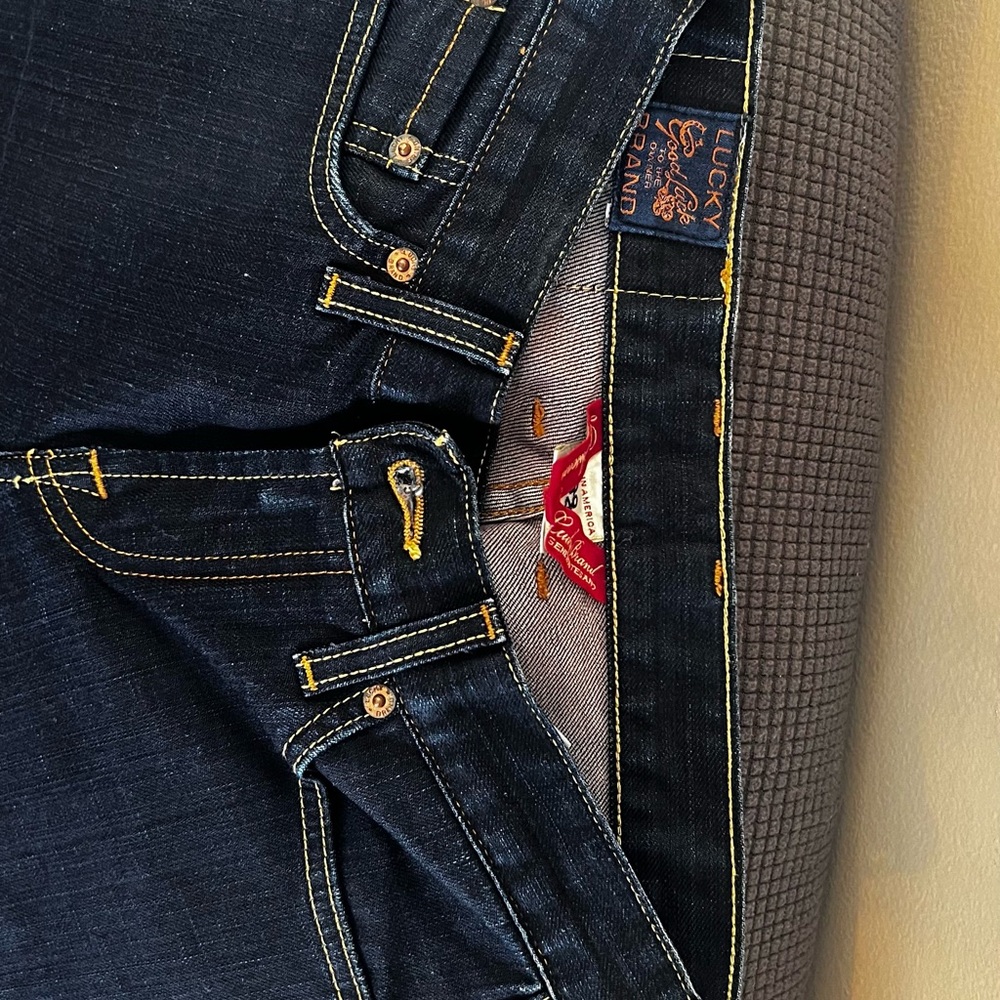 Jeans - Picture 3 of 4